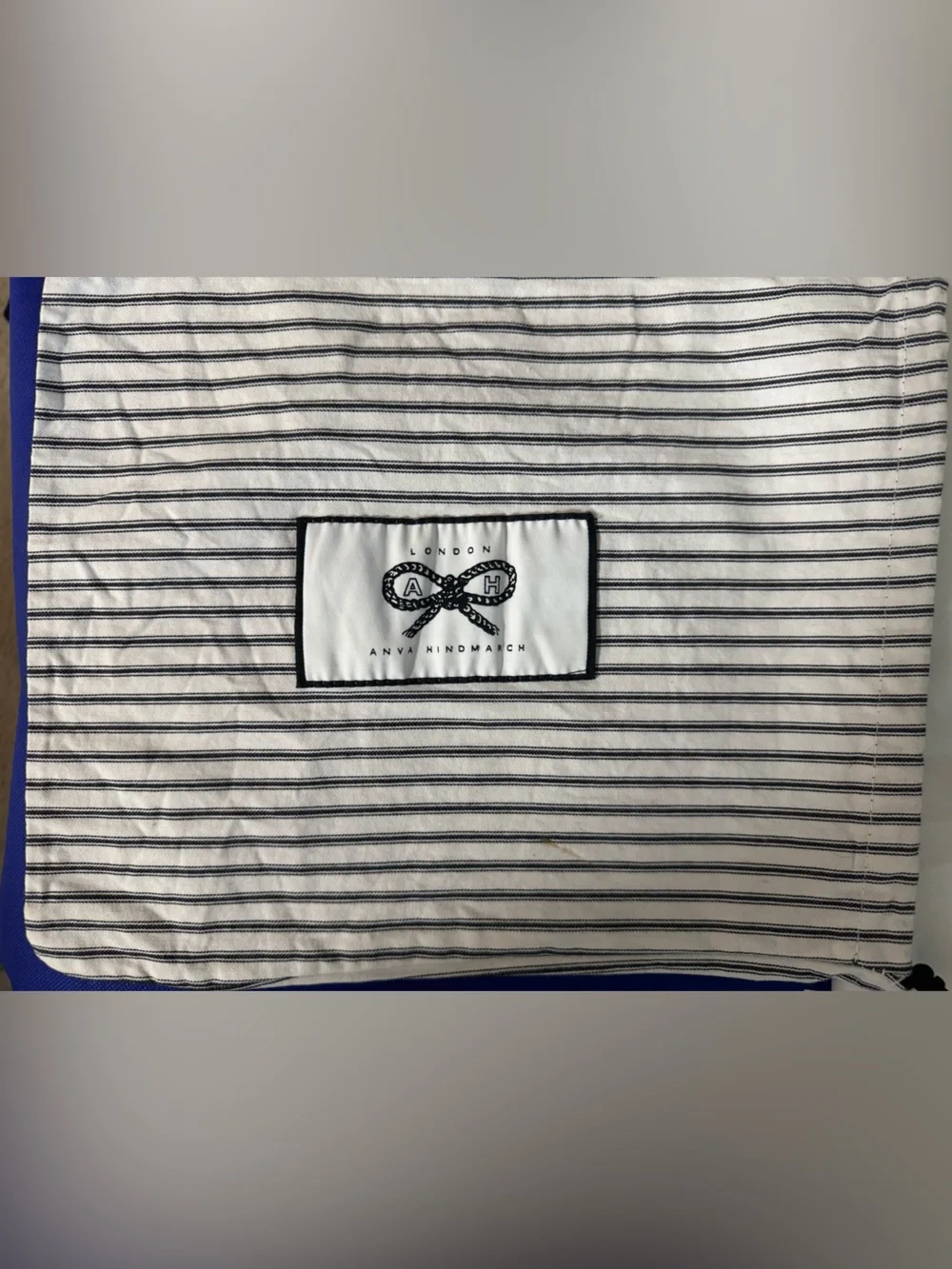 Anya Hindmarch 💯% Authentic Vintage make-up/toiletries case w/dust bag RARE find